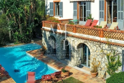 Appartement &agrave; vendre &agrave; CANNES  - 8 pi&egrave;ces - 253 m&sup2; 