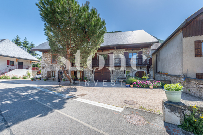 Maison &agrave; vendre &agrave; LA BALME-DE-SILLINGY  - 11 pi&egrave;ces - 182 m&sup2; 