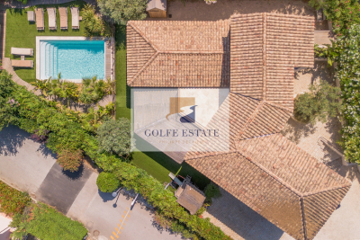 Maison &agrave; vendre &agrave; CAVALAIRE-SUR-MER  - 5 pi&egrave;ces - 185 m&sup2; 