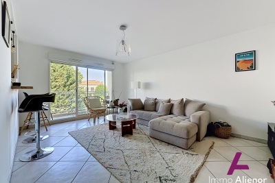 Appartement &agrave; vendre &agrave; BORDEAUX  - 3 pi&egrave;ces - 67 m&sup2; 