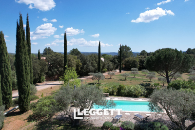 Maison &agrave; vendre &agrave; COTIGNAC  - 6 pi&egrave;ces - 177 m&sup2; 