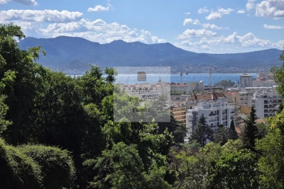 Appartement &agrave; vendre &agrave; CANNES  - 4 pi&egrave;ces - 155 m&sup2; 