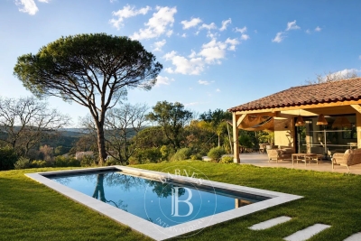 Maison &agrave; vendre &agrave; LA CROIX-VALMER  - 7 pi&egrave;ces - 186 m&sup2; 