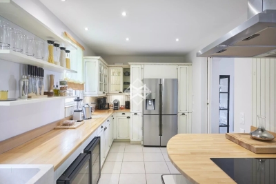 Villa à Saint-Tropez &agrave; louer à partir de 69 000 € / semaine, Photo 10
