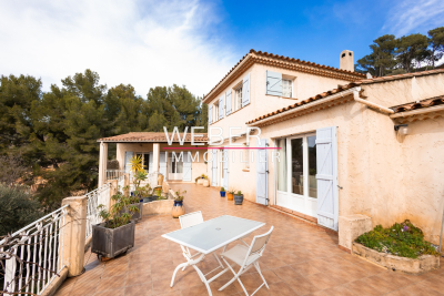 Maison &agrave; vendre &agrave; immobilier OLLIOULES  - 6 pi&egrave;ces - 220 m&sup2; 