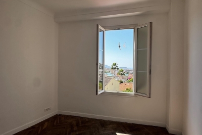 Appartement &agrave; louer &agrave; NICE  - 3 pi&egrave;ces - 60 m&sup2; 