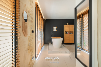 Maison &agrave; vendre &agrave; Montpellier  - 5 pi&egrave;ces 210 m&sup2; 
