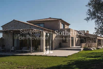 Maison &agrave; vendre &agrave; immobilier EYGALIÈRES  - 8 pi&egrave;ces - 375 m&sup2; 
