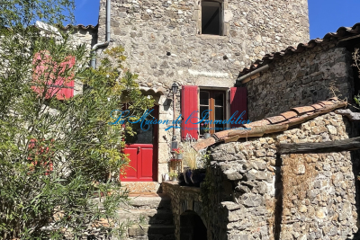 Maison &agrave; vendre &agrave; MIALET  - 4 pi&egrave;ces - 121 m&sup2; 