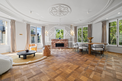 Appartement &agrave; vendre &agrave; Paris 7Eme  - 4 pi&egrave;ces 125 m&sup2; 