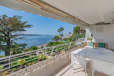 Appartement &agrave; vendre &agrave; CANNES  - 4 pi&egrave;ces - 160 m&sup2; 