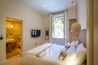 Villa à Sainte-Maxime &agrave; louer à partir de 14 000 € / semaine, Photo 13
