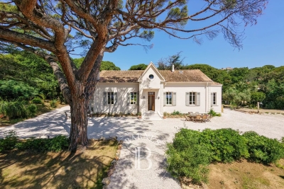 Villa à Sainte-Maxime &agrave; louer à partir de 14 000 € / semaine, Photo 16