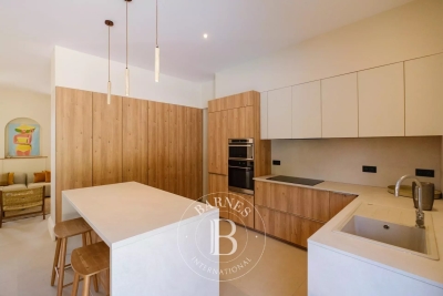 Villa à Sainte-Maxime &agrave; louer à partir de 14 000 € / semaine, Photo 8