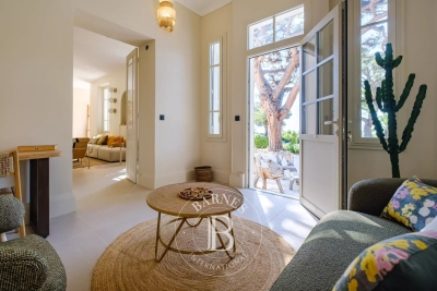 Villa à Sainte-Maxime &agrave; louer à partir de 14 000 € / semaine, Photo 9
