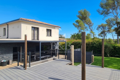 Maison &agrave; vendre &agrave; PUGET-SUR-ARGENS  - 4 pi&egrave;ces - 100 m&sup2; 