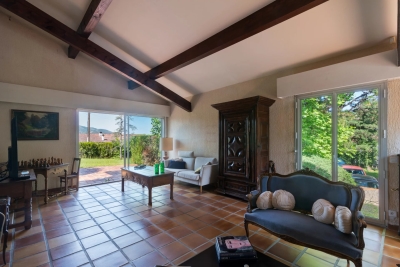 Maison &agrave; vendre calme terrain 