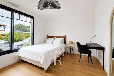 Villa à Gujan-Mestras &agrave; louer à partir de 7 525 € / semaine, Photo 14