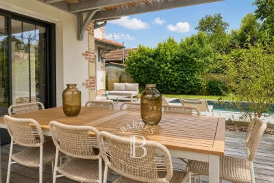 Villa à Gujan-Mestras &agrave; louer à partir de 7 525 € / semaine, Photo 3