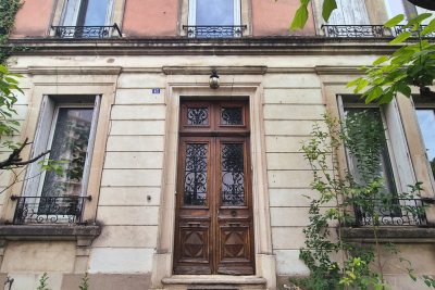 Maison &agrave; vendre &agrave; MONTÉLIMAR  - 9 pi&egrave;ces - 339 m&sup2; 