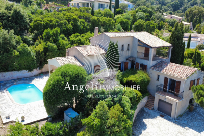 Maison &agrave; vendre &agrave; ST-AYGULF  - 4 pi&egrave;ces - 150 m&sup2; 