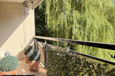 Appartement &agrave; vendre &agrave; VERSAILLES  - 5 pi&egrave;ces - 105 m&sup2; 