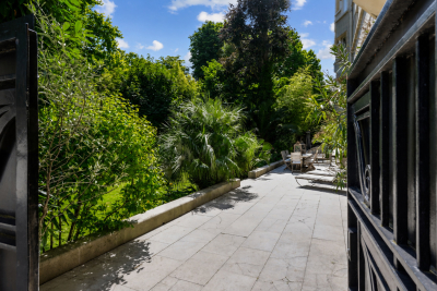 Appartement &agrave; vendre &agrave; NEUILLY SUR SEINE  - 8 pi&egrave;ces - 355 m&sup2; 