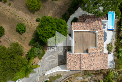 Maison &agrave; vendre &agrave; LE LAVANDOU  - 8 pi&egrave;ces - 180 m&sup2; 