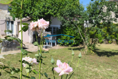 Maison &agrave; vendre &agrave; MONTPELLIER DE MEDILLAN  - 5 pi&egrave;ces - 193 m&sup2; 