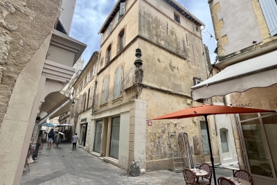 Maison &agrave; vendre &agrave; ARLES  - 8 pi&egrave;ces - 182 m&sup2; 