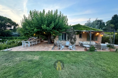 Maison &agrave; vendre &agrave; ST-TROPEZ Cotignac - 8 pi&egrave;ces - 220 m&sup2; 