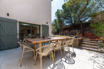 Maison &agrave; vendre &agrave; STE-MAXIME Cotignac - 7 pi&egrave;ces - 200 m&sup2; 
