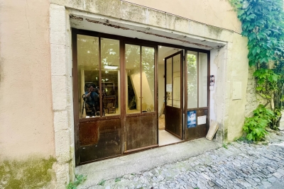 Commerce &agrave; vendre &agrave; VAISON-LA-ROMAINE  - 1 pi&egrave;ces - 26 m&sup2; 
