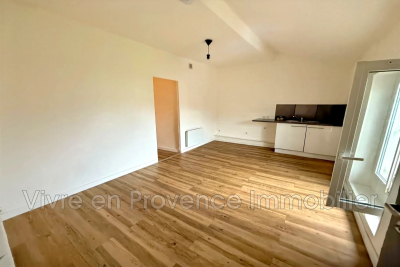 Appartement &agrave; louer &agrave; CARPENTRAS  - 2 pi&egrave;ces - 30 m&sup2; 