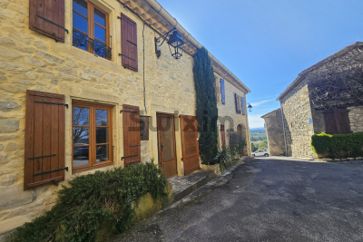 Maison &agrave; vendre &agrave; MAURESSARGUES  - 9 pi&egrave;ces - 160 m&sup2; 
