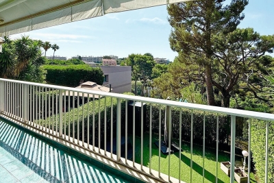 Appartement &agrave; vendre &agrave; Roquebrune-Cap-Martin  - 2 pi&egrave;ces 51 m&sup2; 