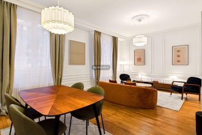 Appartement &agrave; vendre &agrave; Paris 6Eme  - 2 pi&egrave;ces 70 m&sup2; 