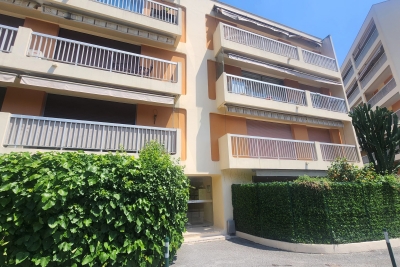 Appartement &agrave; vendre &agrave; LE CANNET  - 3 pi&egrave;ces - 65 m&sup2; 