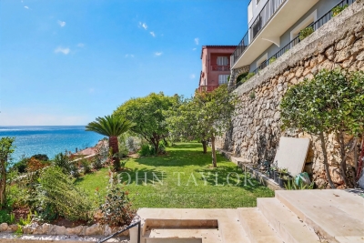 Appartement &agrave; vendre &agrave; ROQUEBRUNE-CAP-MARTIN  - 4 pi&egrave;ces - 74 m&sup2; 