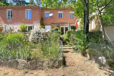 Maison &agrave; vendre &agrave; LORGUES  - 7 pi&egrave;ces - 299 m&sup2; 
