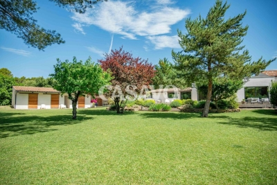 Maison &agrave; vendre &agrave; ST-CANNAT  - 5 pi&egrave;ces - 180 m&sup2; 
