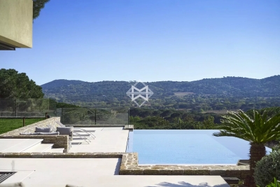 Villa à Ramatuelle &agrave; louer à partir de 43 000 € / semaine, Photo 2