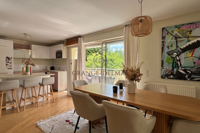 Appartement &agrave; vendre &agrave; BORDEAUX  - 4 pi&egrave;ces - 118 m&sup2; 