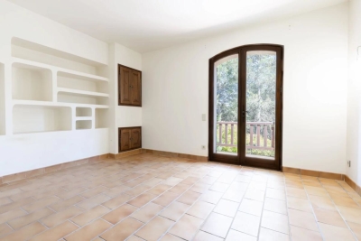 Maison &agrave; vendre &agrave; ROGNES  - 6 pi&egrave;ces - 180 m&sup2; 