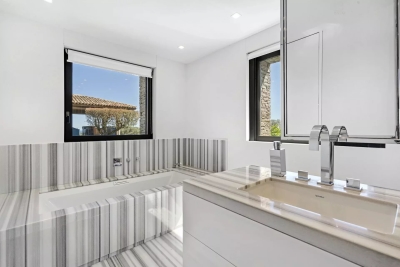 Villa à Saint-Tropez &agrave; louer à partir de 109 999 € / semaine, Photo 13