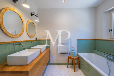 Villa à Ménerbes &agrave; louer à partir de 7 500 € / semaine, Photo 17