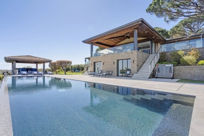 Villa à Saint-Tropez &agrave; louer à partir de 109 999 € / semaine, Photo 3