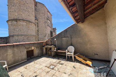 Bien &agrave; vendre &agrave; PUISSALICON   - 206 m&sup2; 