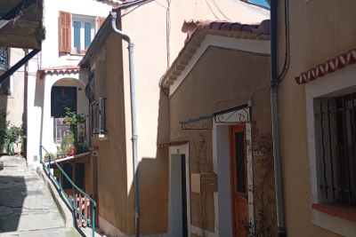 Maison &agrave; vendre &agrave; BERRE-LES-ALPES  - 2 pi&egrave;ces - 61 m&sup2; 