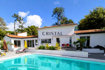Maison &agrave; vendre &agrave; ST GEORGES DE DIDONNE  - 6 pi&egrave;ces - 226 m&sup2; 